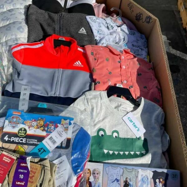 Kids clothes pallet - Image 5